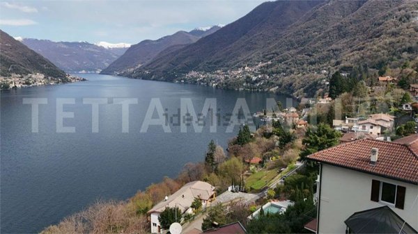 casa indipendente in vendita a Faggeto Lario