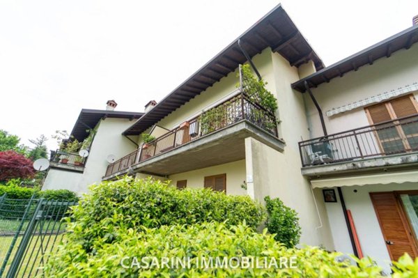 appartamento in vendita a Faggeto Lario in zona Lemna