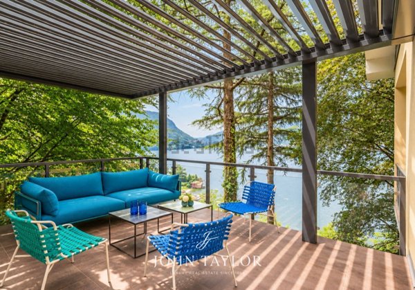 casa indipendente in vendita a Faggeto Lario in zona Riva