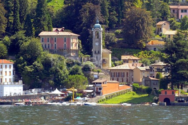 appartamento in vendita a Faggeto Lario in zona Riva