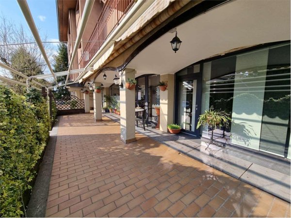 pentavano in vendita a Faloppio