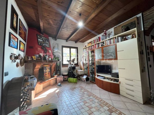 appartamento in vendita a Faloppio