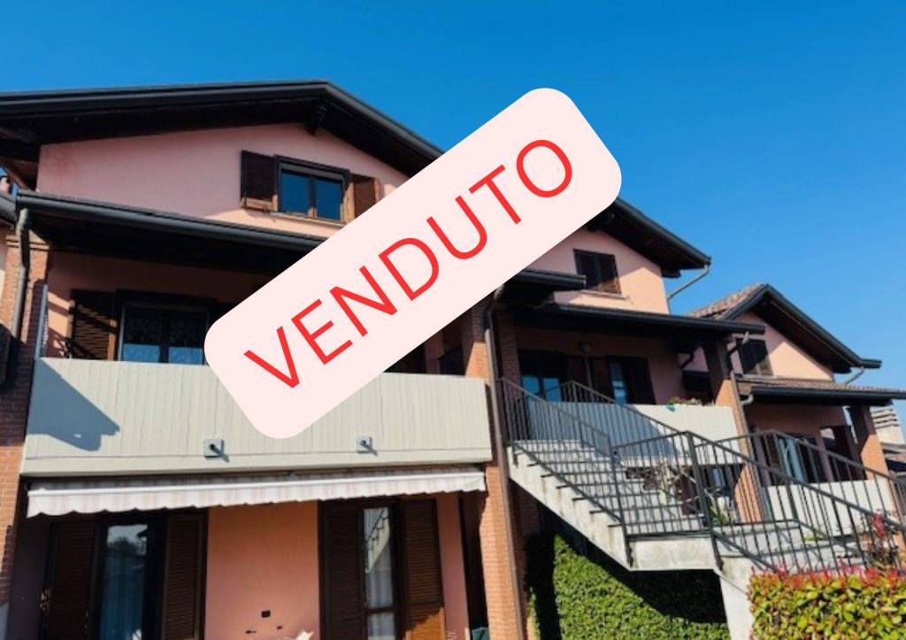 appartamento in vendita a Faloppio in zona Gaggino
