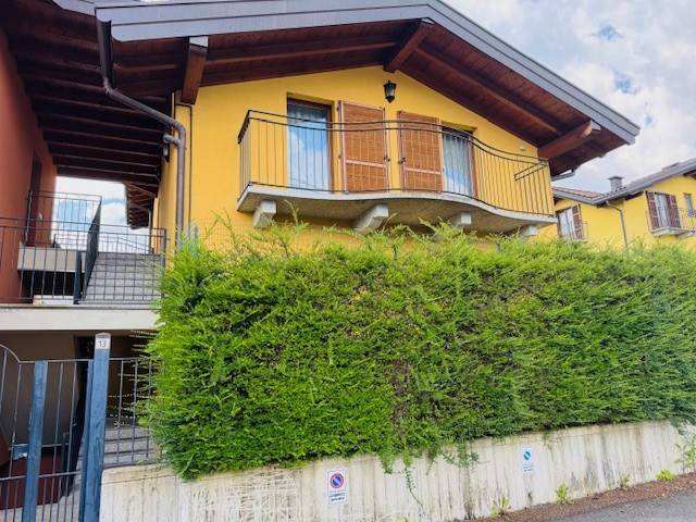 appartamento in vendita a Faloppio in zona Gaggino