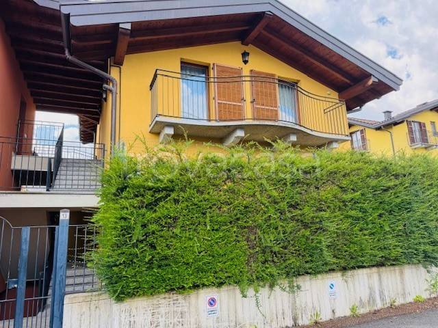 appartamento in vendita a Faloppio in zona Gaggino