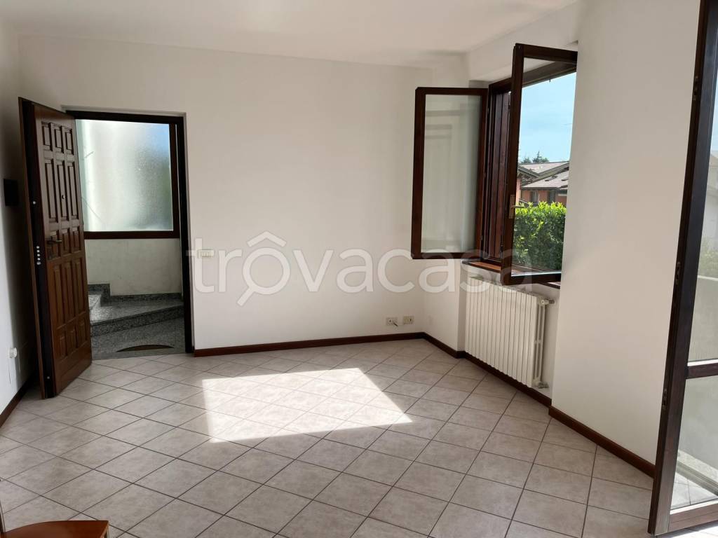 appartamento in vendita a Faloppio