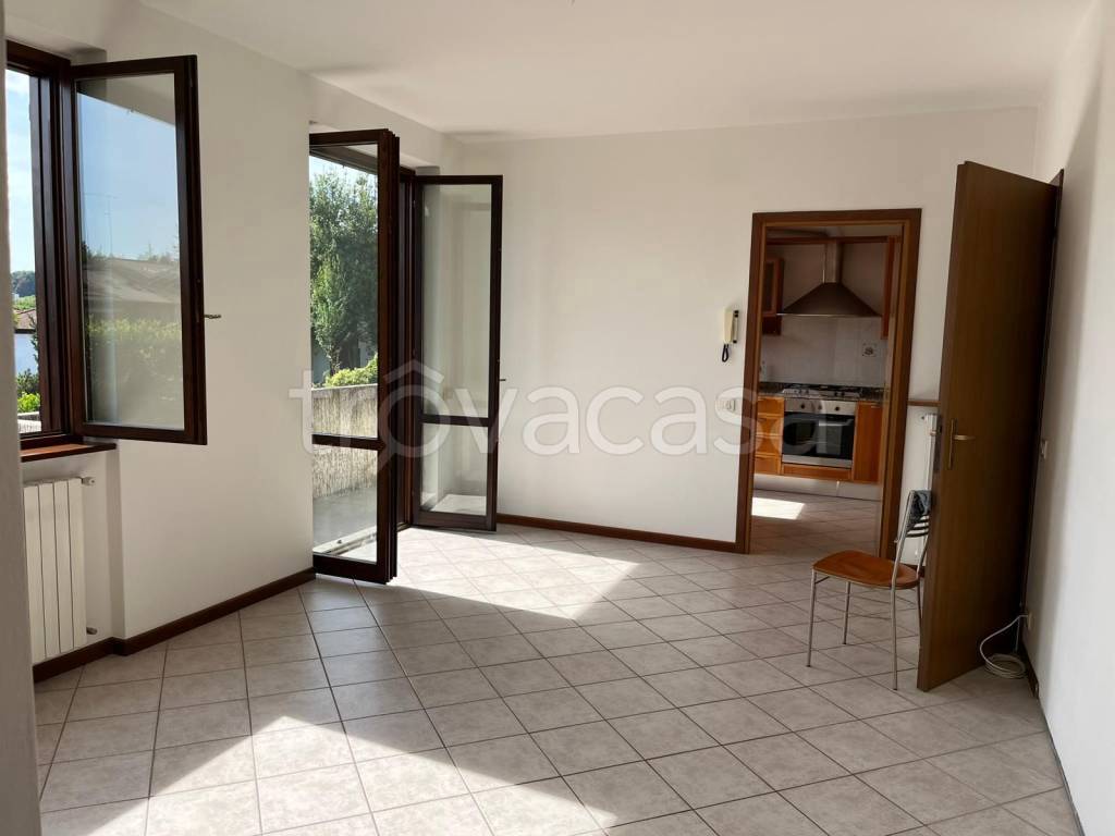 appartamento in vendita a Faloppio