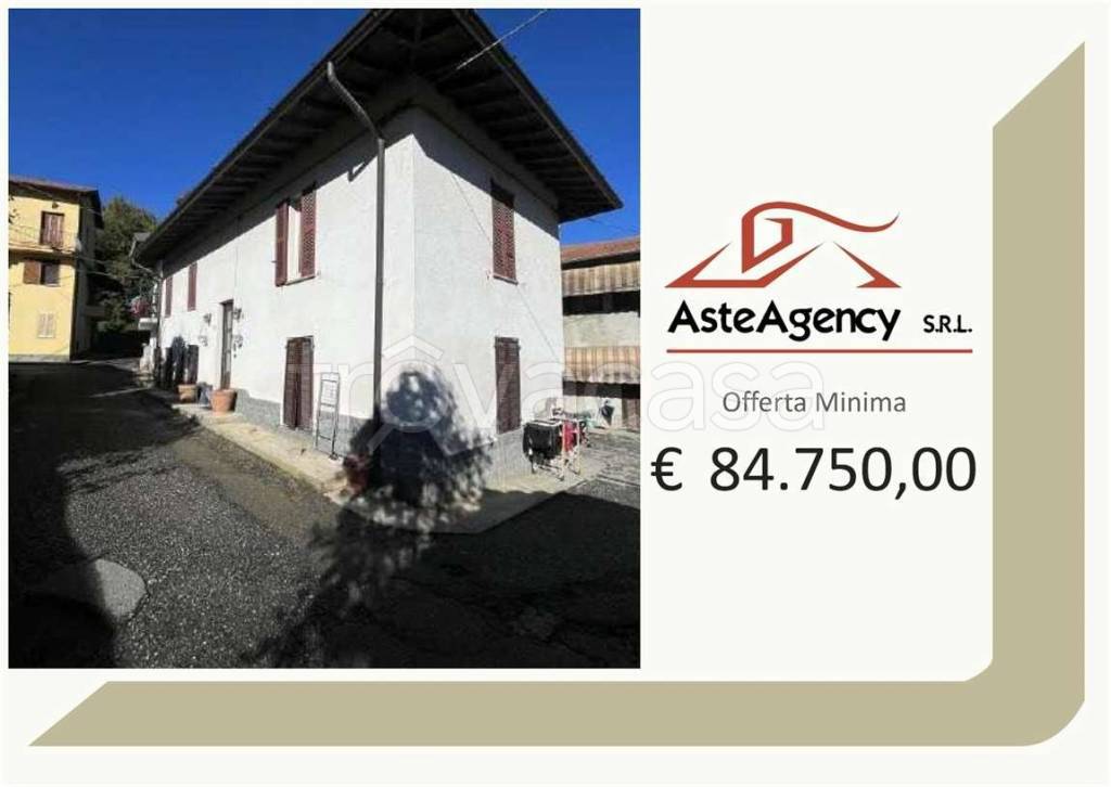 casa indipendente in vendita a Faloppio