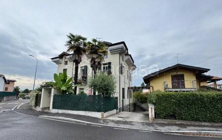 appartamento in vendita a Faloppio