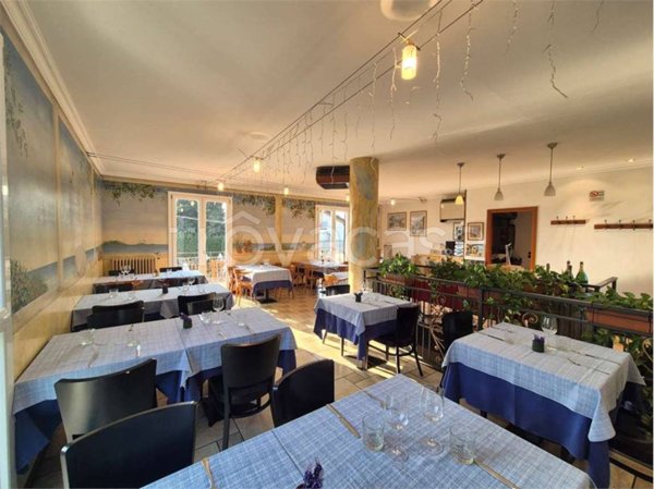 negozio in vendita a Faloppio