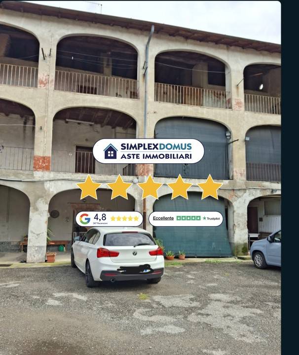 appartamento in vendita a Faloppio in zona Camnago