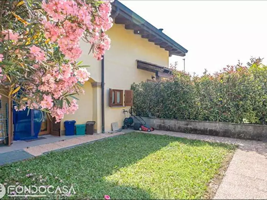 appartamento in vendita a Faloppio