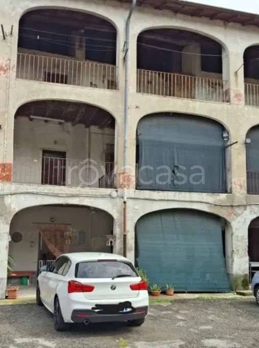 appartamento in vendita a Faloppio