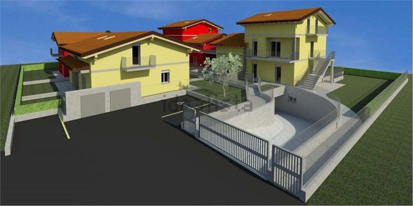 casa indipendente in vendita a Faloppio
