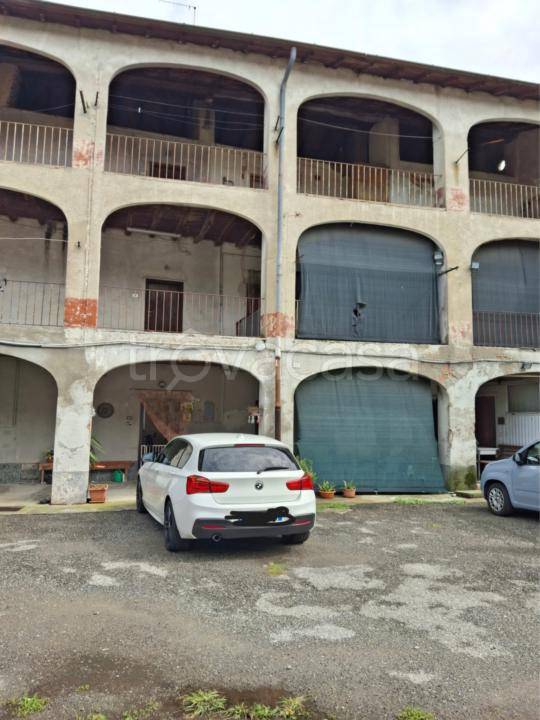 casa indipendente in vendita a Faloppio in zona Camnago