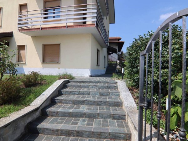 appartamento in vendita a Faloppio in zona Gaggino