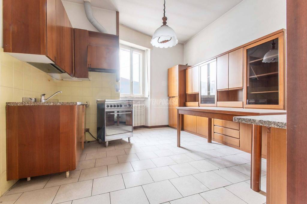 appartamento in vendita a Fenegrò