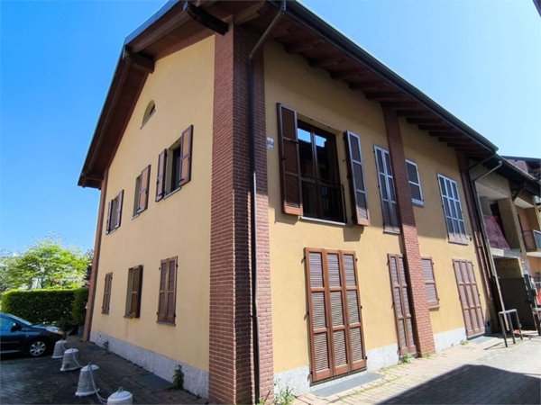 appartamento in vendita a Fenegrò