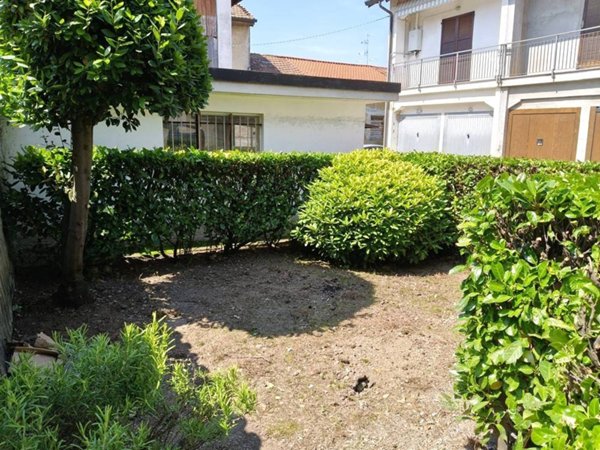 appartamento in vendita a Fenegrò