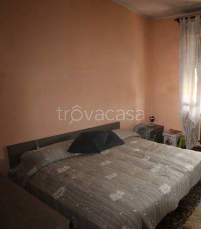 casa indipendente in vendita a Fenegrò