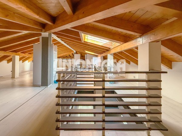 appartamento in vendita a Fenegrò