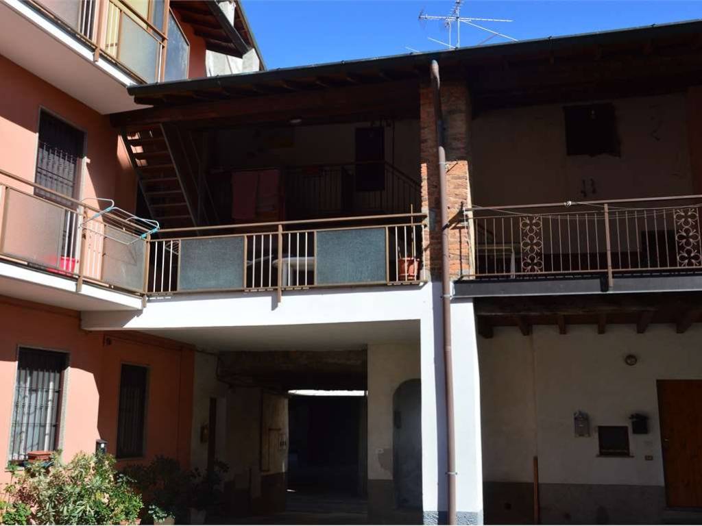 appartamento in vendita a Fenegrò