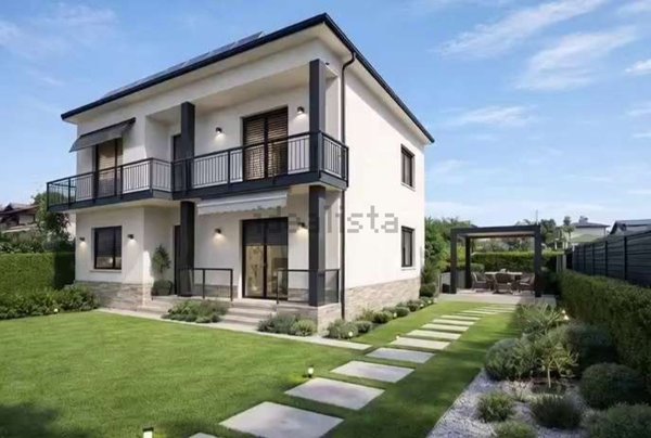 appartamento in vendita a Fenegrò