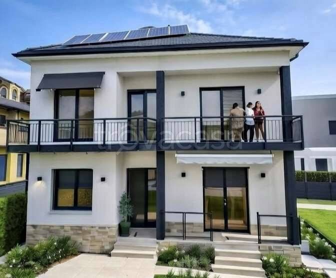 appartamento in vendita a Fenegrò