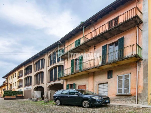 appartamento in vendita a Fenegrò