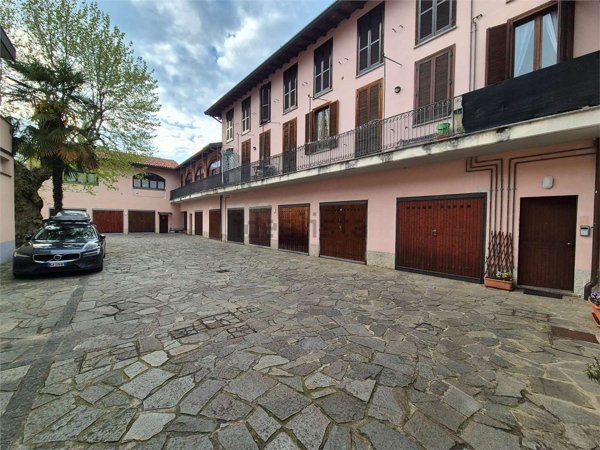 appartamento in vendita a Fenegrò