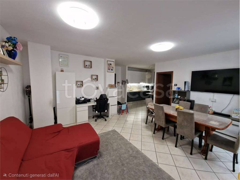 appartamento in vendita a Fenegrò