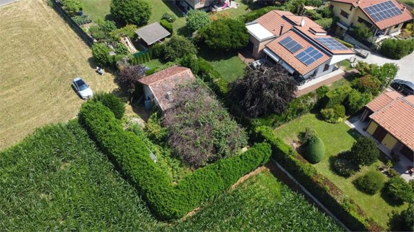 appartamento in vendita a Fenegrò
