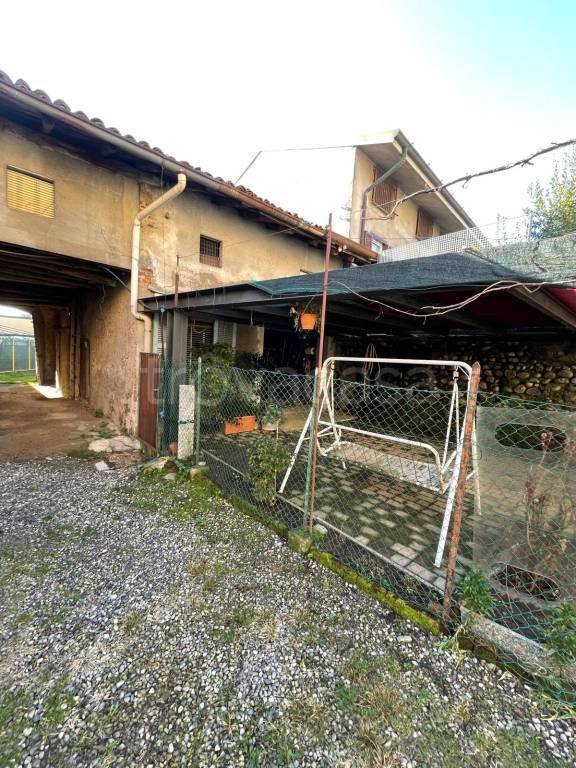 appartamento in vendita a Figino Serenza