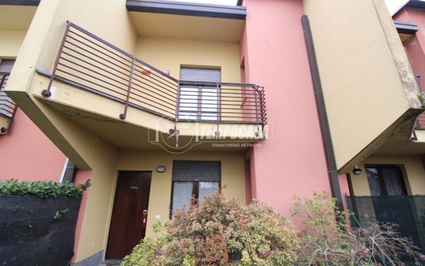 casa indipendente in vendita a Figino Serenza