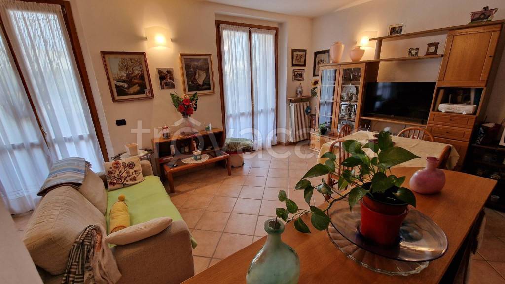 appartamento in vendita a Figino Serenza