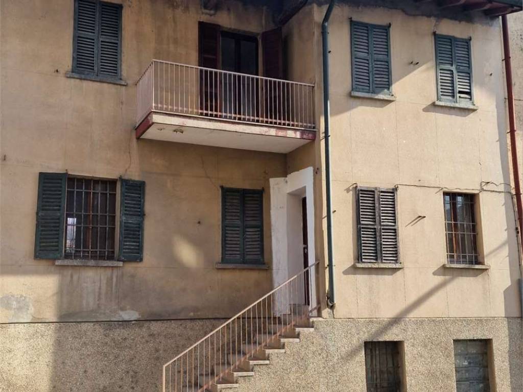 casa indipendente in vendita a Figino Serenza