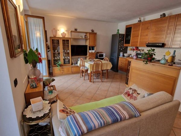 appartamento in vendita a Figino Serenza