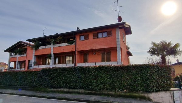 appartamento in vendita a Figino Serenza