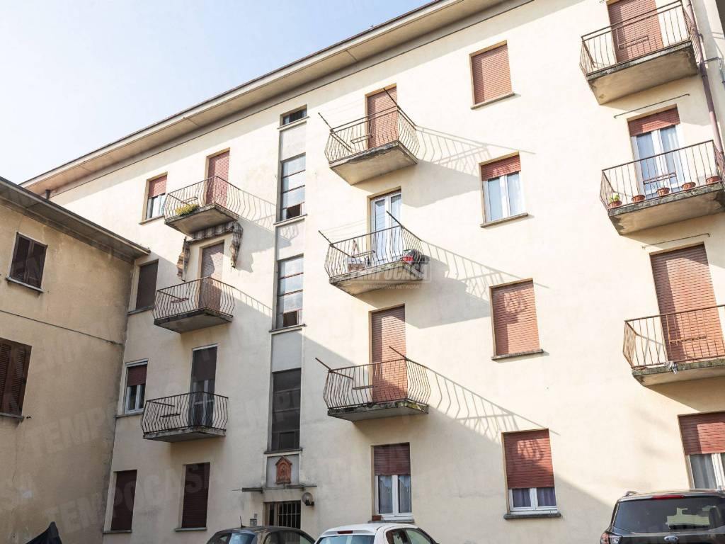 appartamento in vendita a Figino Serenza