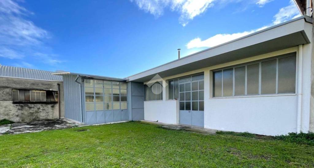 appartamento in vendita a Figino Serenza