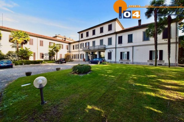 casa indipendente in vendita a Figino Serenza in zona Pozzolo