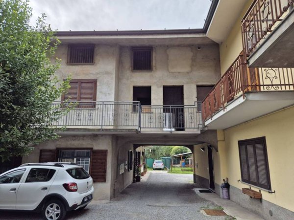 appartamento in vendita a Figino Serenza