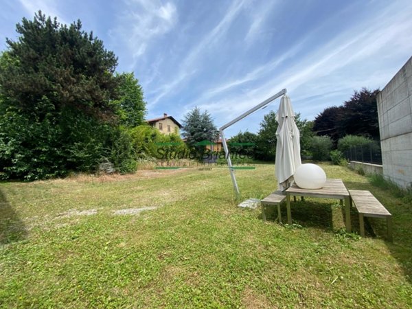 terreno edificabile in vendita a Figino Serenza