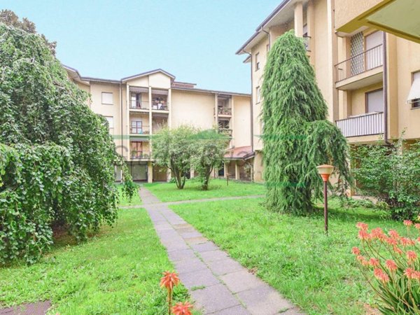 appartamento in vendita a Figino Serenza