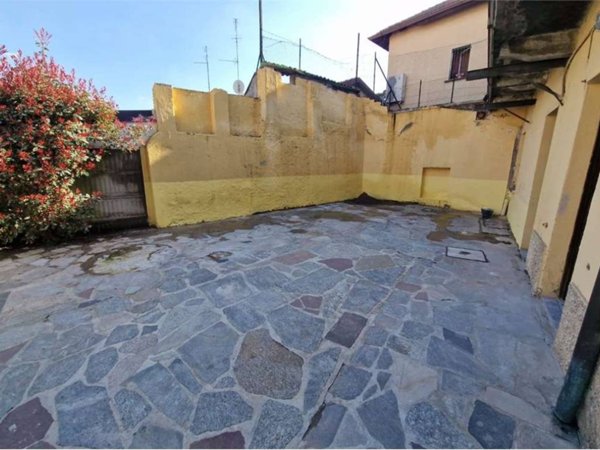 casa indipendente in vendita a Figino Serenza