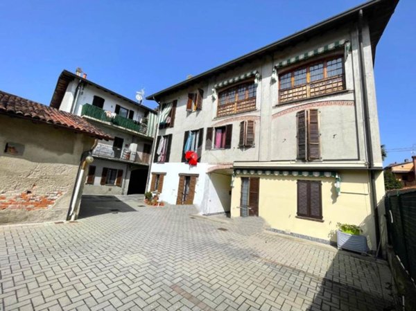 appartamento in vendita a Figino Serenza