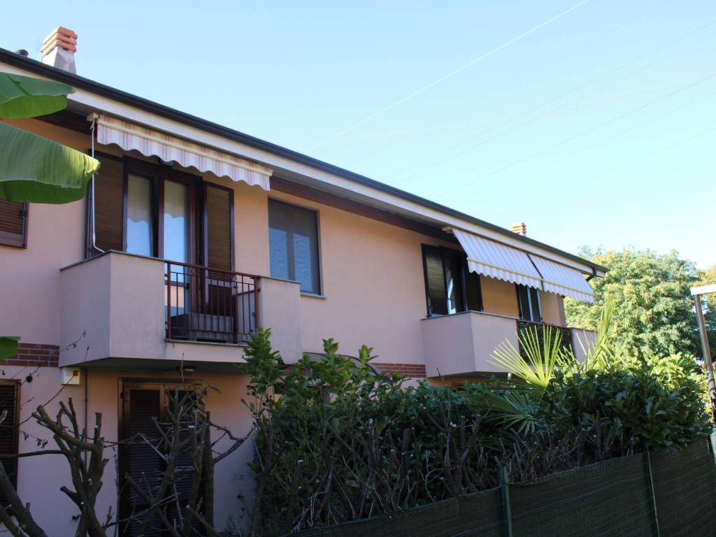 appartamento in vendita a Figino Serenza