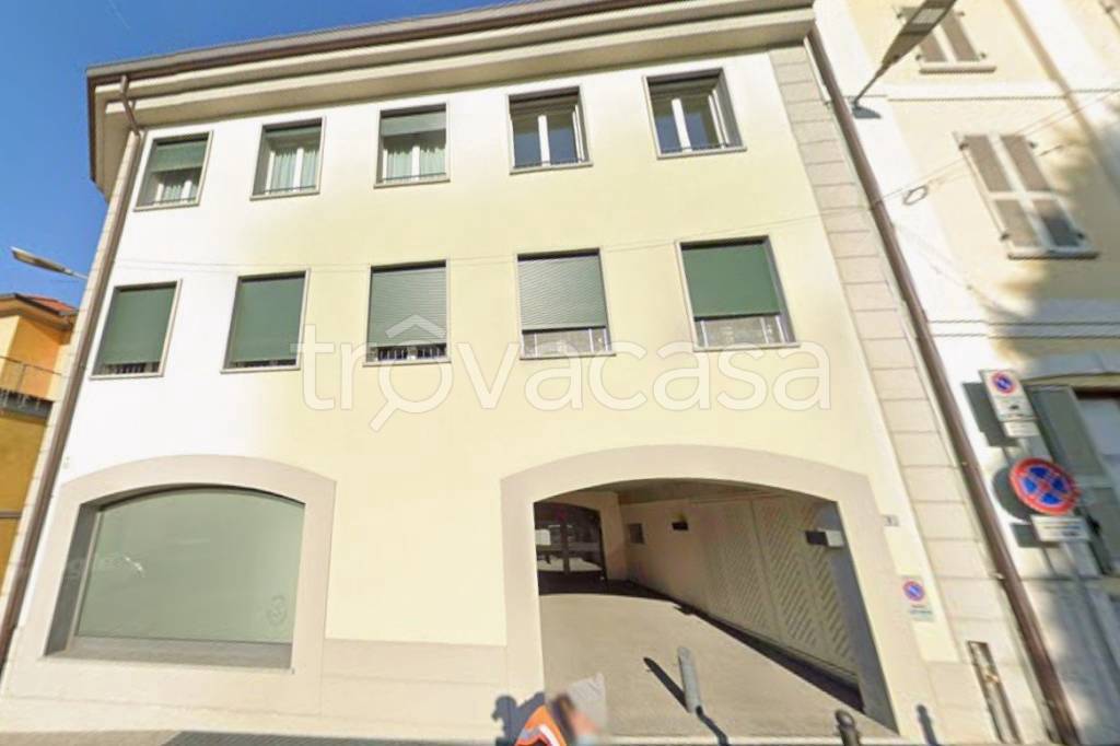 appartamento in vendita a Figino Serenza