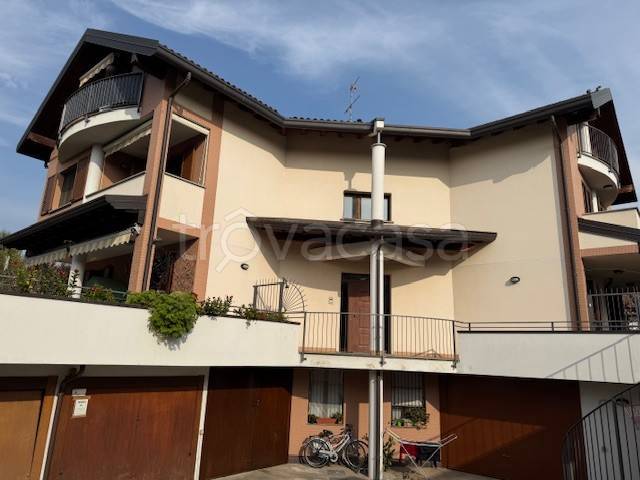 appartamento in vendita a Figino Serenza