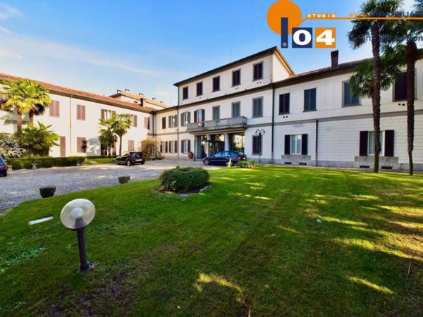 casa indipendente in vendita a Figino Serenza in zona Pozzolo